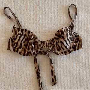 Monday Swimwear Maui Top Leopard Sz Small